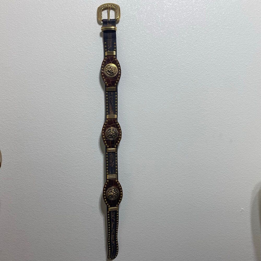 ST MAARTEN Dallas Leather Belt W/Gold Studs & Gold-Tone Lion Head Medallion - Picture 6 of 15